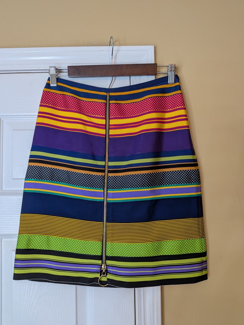 J. McLaughlin Donnelle Ribbon Skirt Multicolor Stripe Size 0 NWT Pencil Skirt